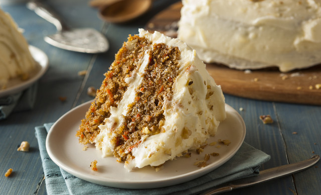 Carrot cake: Η πιο λαχταριστή συνταγή για κέικ που ενθουσιάζει μικρούς και μεγάλους