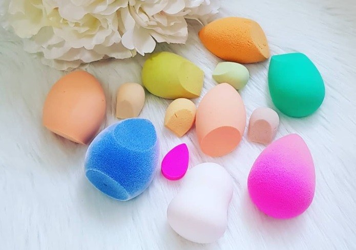 Beauty Sponge: 10 τρόποι να χρησιμοποιήσεις το gadget που όλες έχουμε στο νεσεσέρ μας