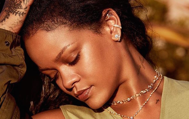 Το μυστικό της Rihanna κατά της γήρανσης