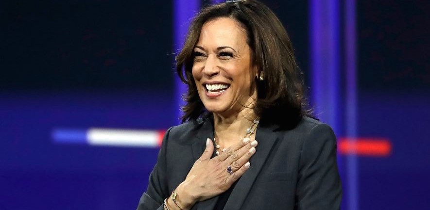 Kamala Harris: Η πρώτη γυναίκα Αντιπρόεδρος των ΗΠΑ έχει ΚΑΙ μοναδικό στυλ