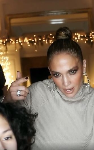 Νέο χτένισμα Jennifer Lopez