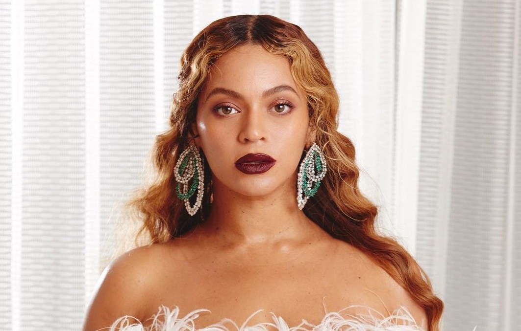 Beyonce: Η βασίλισσα της RnB χωρίς ρετούς