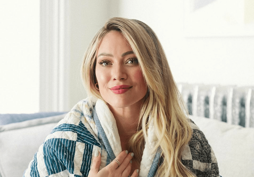 Hilary Duff: Γέννησε το τρίτο παιδί της μέσα στο νερό! Δείτε τις φωτό!