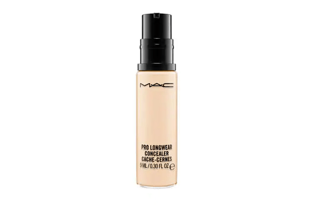 Yγρό concealer με διάρκεια 15 ωρών Pro Longwear Concealer, MAC.