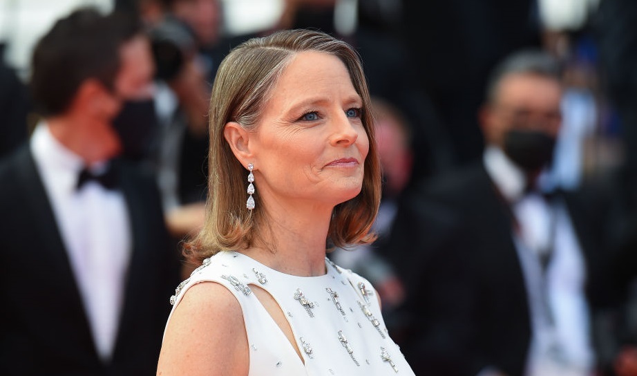 Jodie Foster: Στα 58 της έχει υπέροχο δέρμα-Το foundation που χρησιμοποίησε για το Φεστιβάλ Καννών