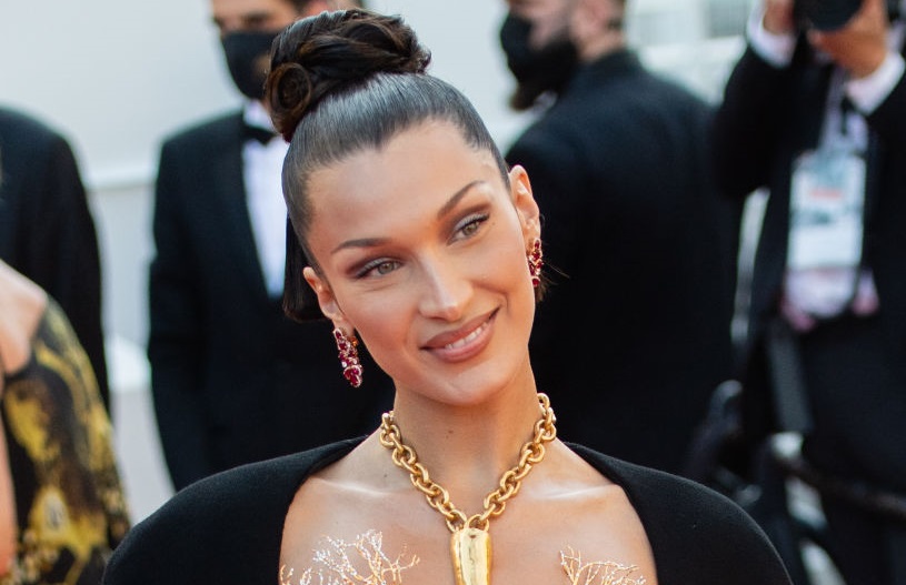 Bella Hadid: Το ιδιαίτερο κόσμημα που 