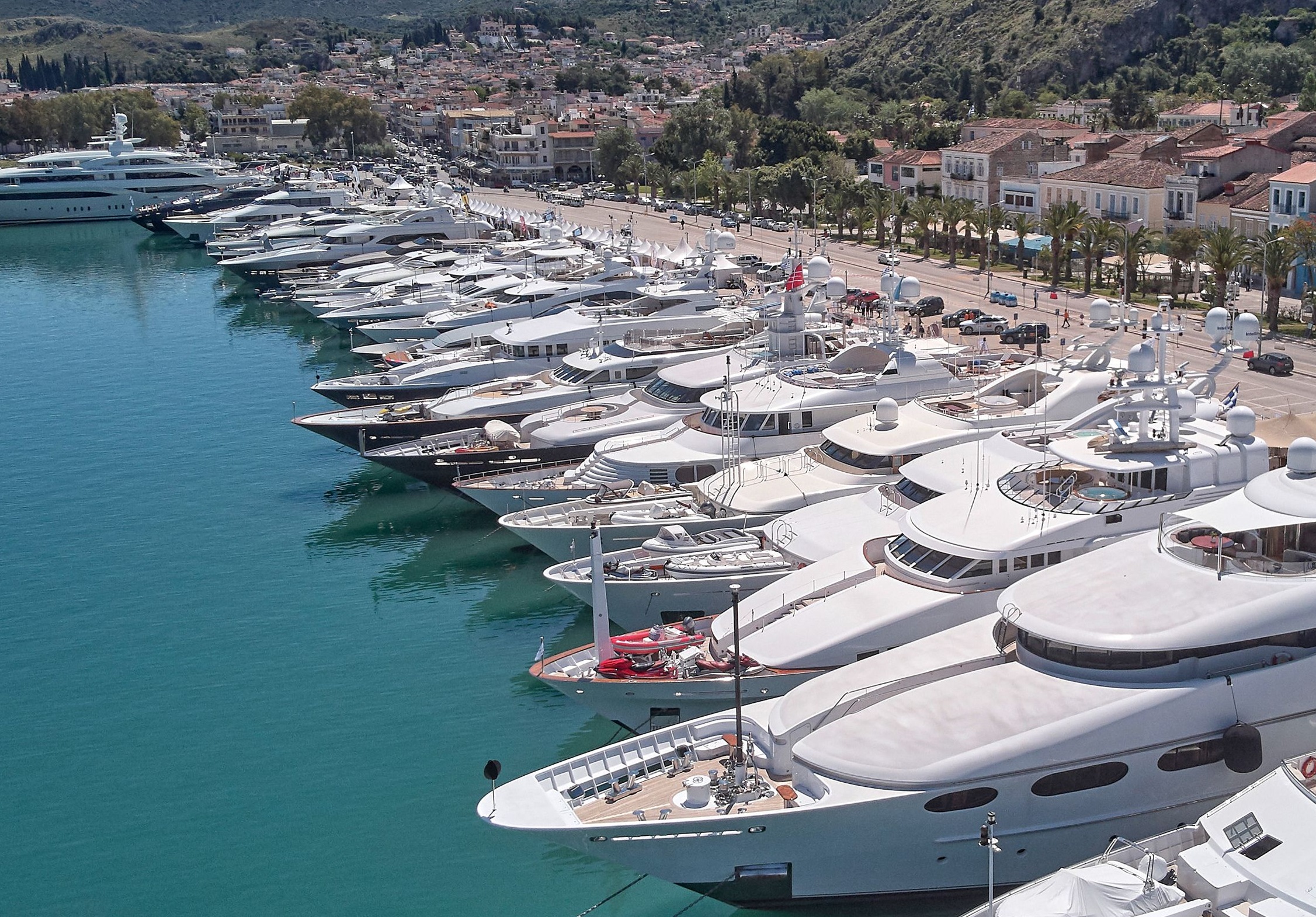 To Mediterranean Yacht Show επιστρέφει στο λιμάνι του Ναυπλίου