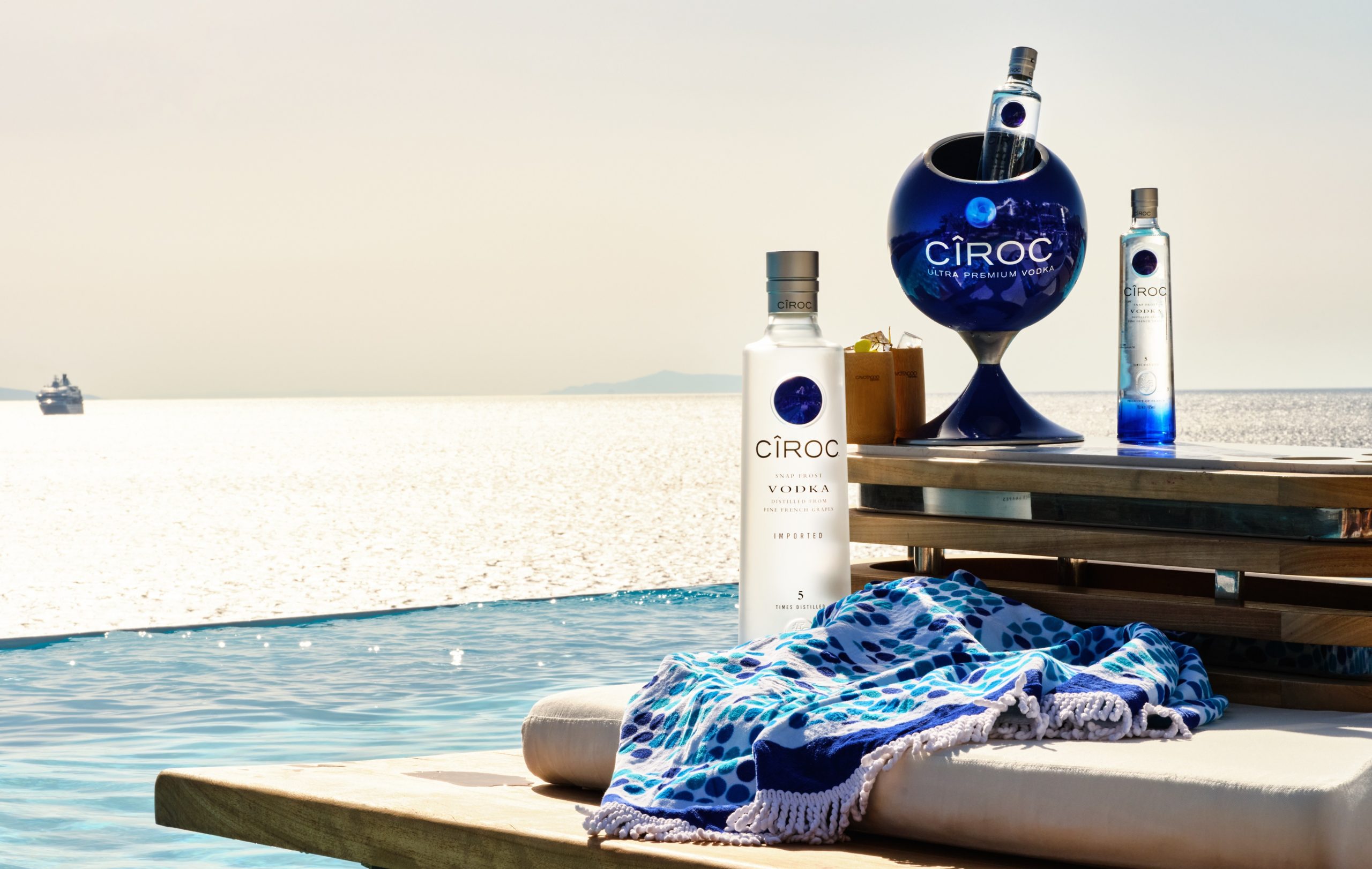 CÎROC your summer, CÎROC your Mykonos!