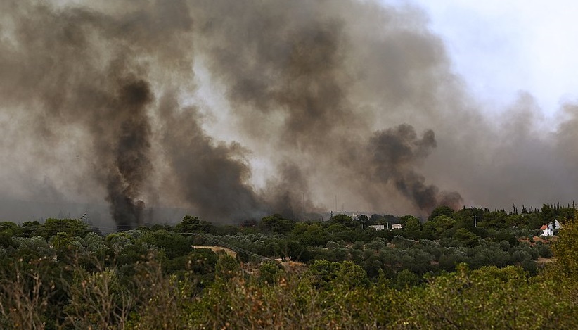 Βίντεο – ντοκουμέντο από το σημείο όπου ξεκίνησε η μεγάλη φωτιά στη Βαρυμπόμπη