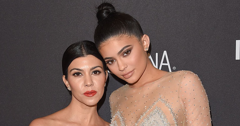 Kourtney Kardashian-Kylie Jenner: H εντυπωσιακή διακόσμηση τους σπιτιού τους για το Halloween