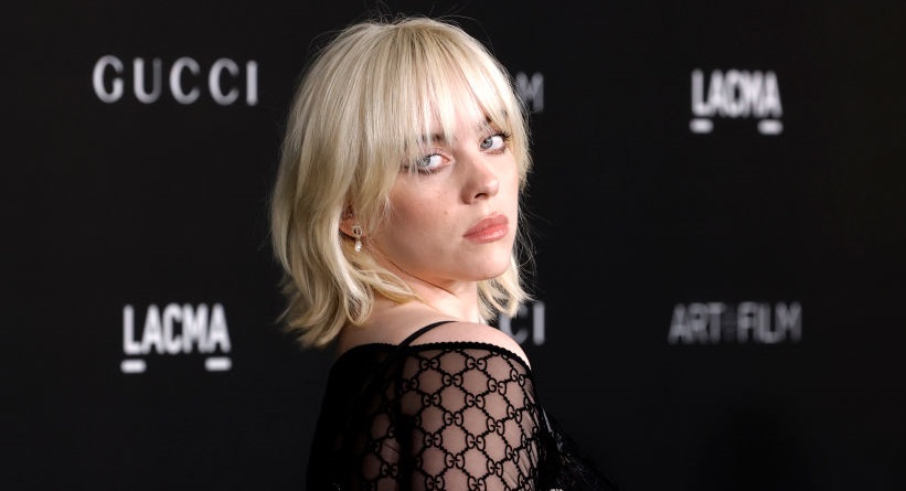 Billie Eilish: Με διάφανο top του οίκου Gucci στο LACMA Gala