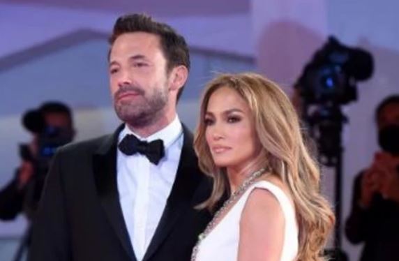 «Ben Affleck κατηγορείς την πρώην γυναίκα σου για το πρόβλημά σου με το αλκοόλ;» - Αναστατωμένη η Jennifer Lopez