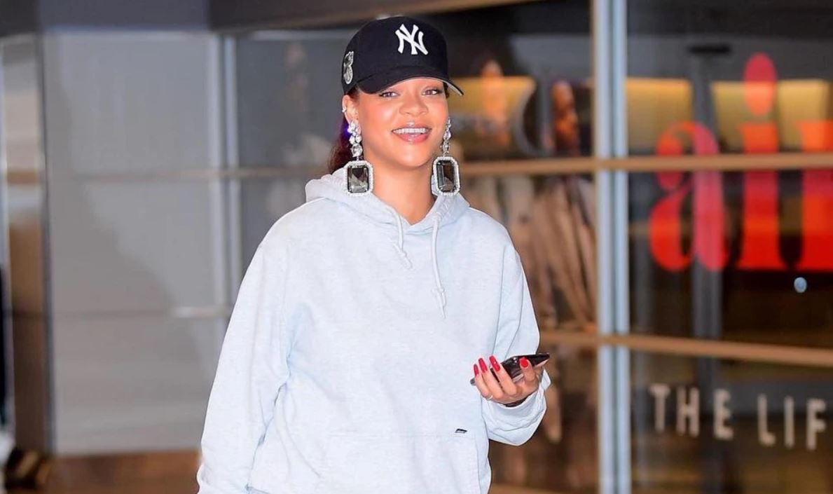 Rihanna: Η αλλαγή στο σώμα της και το νέο stylish look της εγκυμοσύνης