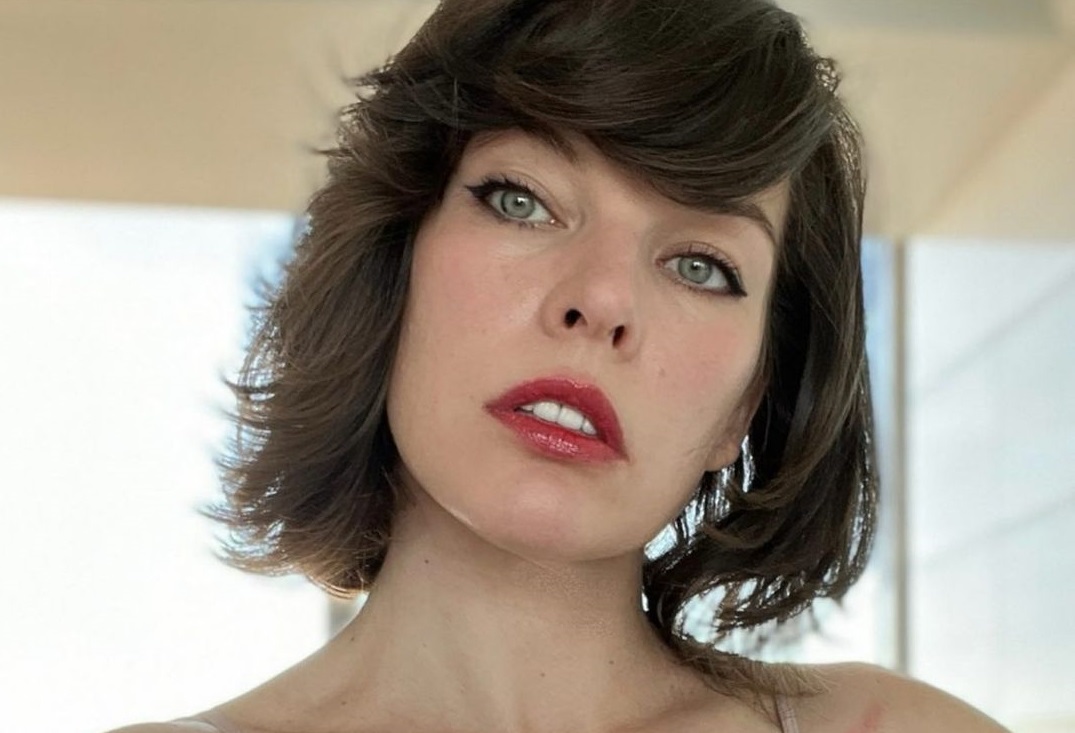 Milla Jovovich για την εισβολή στην Ουκρανία: «Είμαι συντετριμμένη»