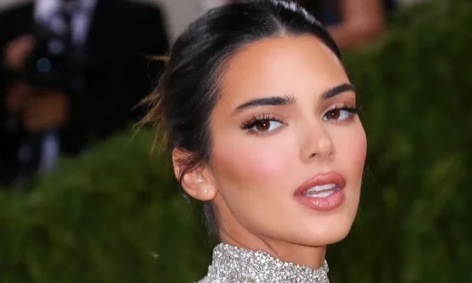 Έτοιμη να γίνει μητέρα η Kendall Jenner; - Δείτε τον μπασκετμπολίστα σύντροφό της