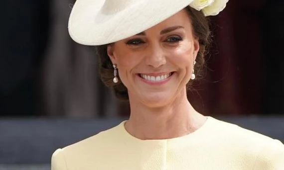 Kate Middleton: Η νέα της συνήθεια στο μακιγιάζ που κανείς δεν παρατήρησε