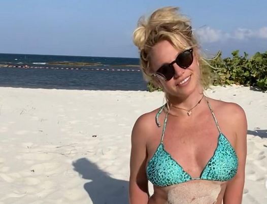 Britney Spears: Λιώνει στο γυμναστήριο με τον Sam Asghari και μας δείχνει πώς έχασε 5 κιλά