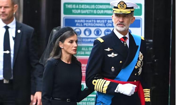 Βασίλισσα Letizia: Η ωραιότερη παρουσία στην κηδεία της Ελισάβετ