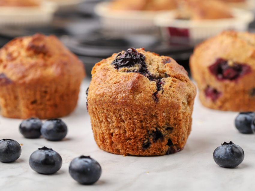 Πανεύκολα muffins με blueberries χωρίς ζάχαρη από τον Γιώργο Τσούλη!