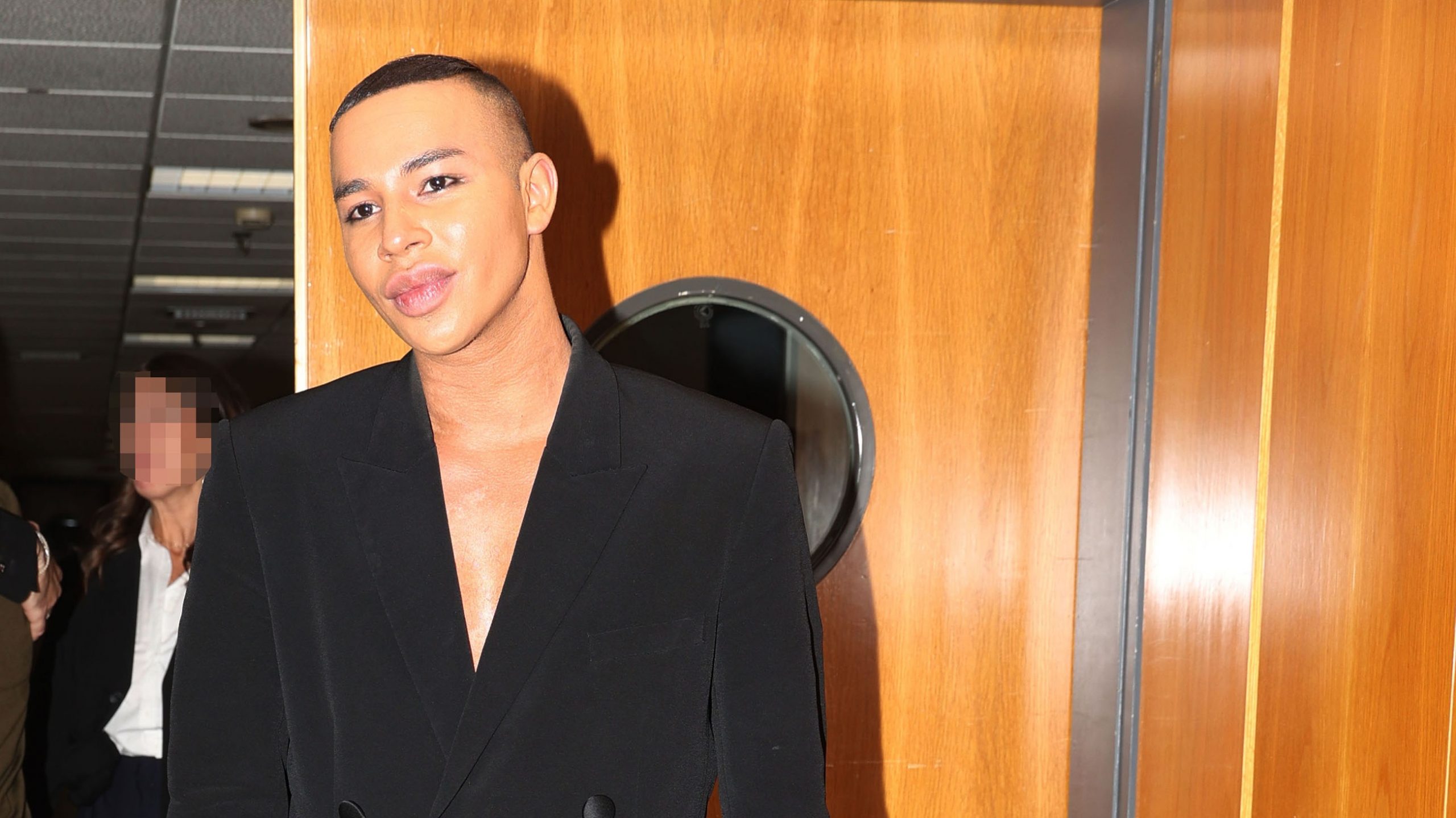 Olivier Rousteing: Ο Mister Balmain για ποτό στην Αθήνα με την Ελληνίδα κολλητή του