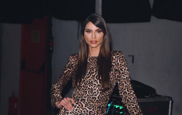 Ηλιάνα Παπαγεωργίου: Εντυπωσιάζει με το total animal print outfit της