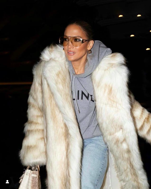 Η JLo με την Dynasty Faux Fur της Βάσσιας Κωσταρά