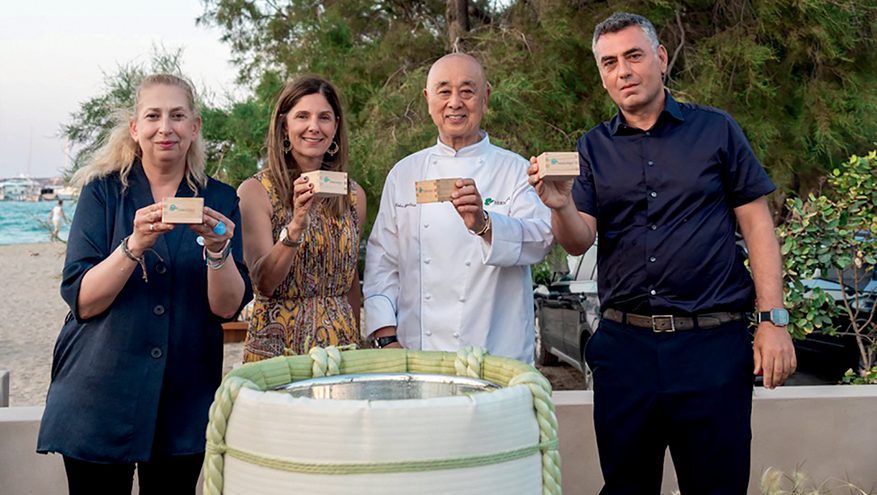 Matsuhisa Paros: Παραδοσιακό Sake Ceremony σε μια βραδιά-γιορτή