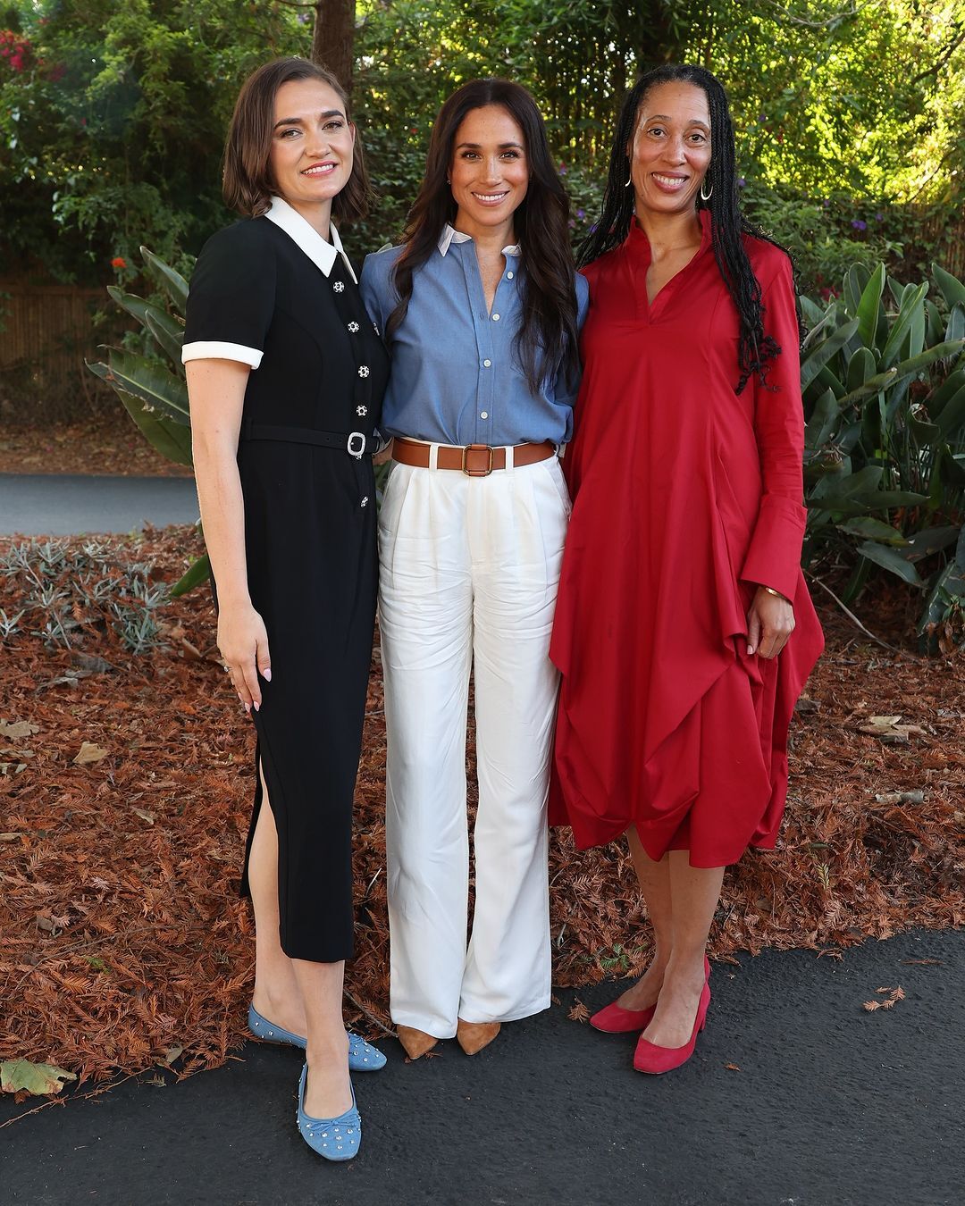 Η Μέγκαν Μαρκλ με τις συνιδρύτριες του Girls Inc. Photo: Instagram/girlsinc