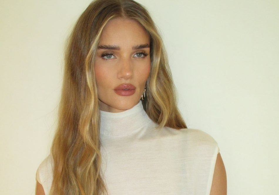 Rosie Huntington Whiteley: Έκανε τo fashion challenge του Net-A-Porter και μας μύησε στον κόσμο του styling