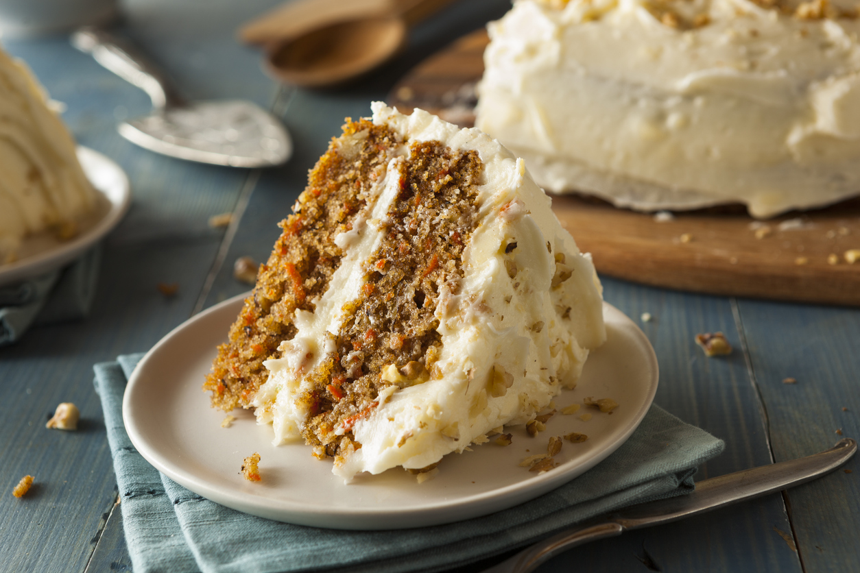 Carrot cake: Η πιο λαχταριστή συνταγή για κέικ που ενθουσιάζει μικρούς και μεγάλους